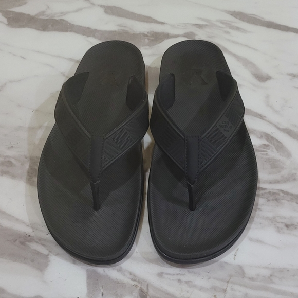 Louis Vuitton Men's Sandals - Picture 2 of 4